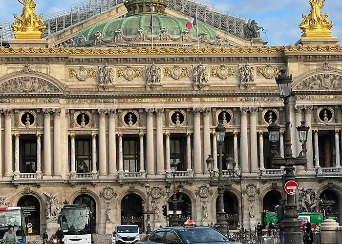 Lägenhet Chic With Ac 3br 6p Palais Garnier Paris